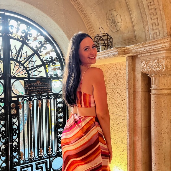 Pink and orange matching set, both in size medium, from forever 21 - Picture 4 of 4